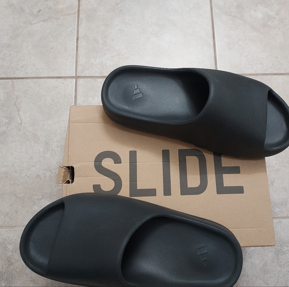 Mens Adidas Yezzy Slide Onyx